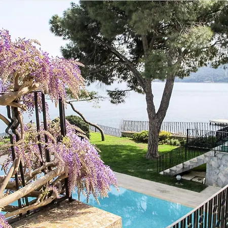 Bueyuekada I Private Pier & Seawater Pool *